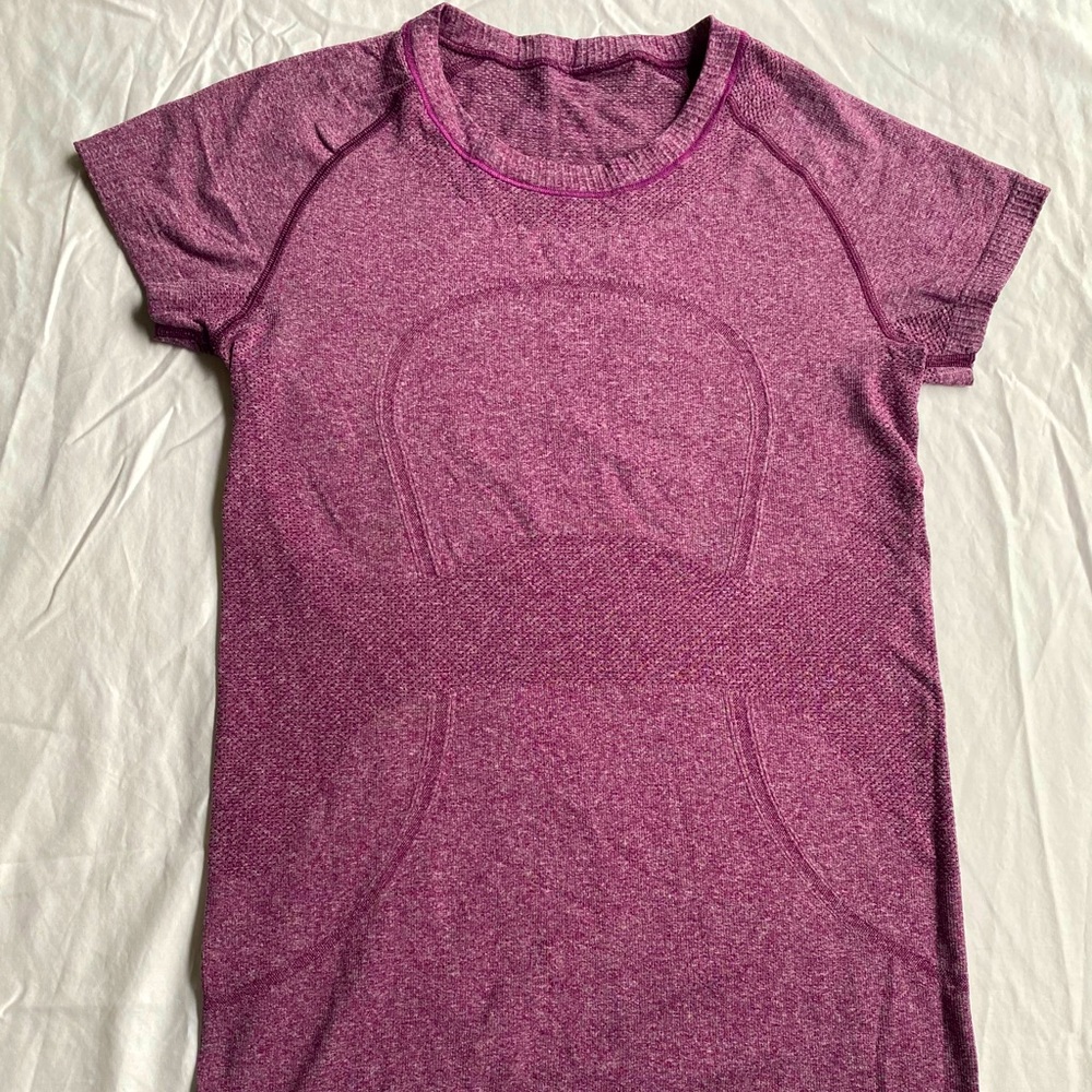 Lululemon Swiftly Tech Short Sleeve Sz 6